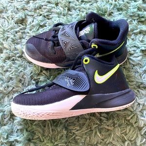 Nike Kylie Flytrap III Size 11C basketball shoes